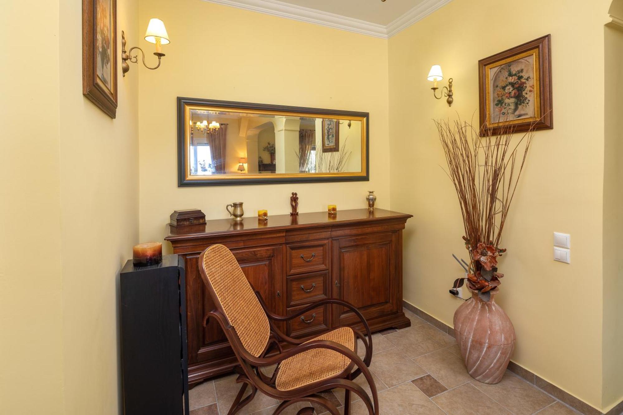 Villa Thea *